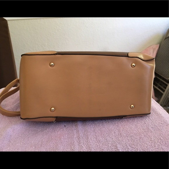 Adrienne Vittadini Purse - Picture 7 of 7